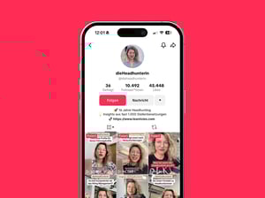iPhone Mockup TikTok breit v2